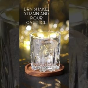 MUST-TRY NYE Cocktail | Golden Spiced BUZZ #shorts