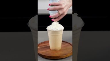 Surviving the summer heat with these frozen coffees 🌞